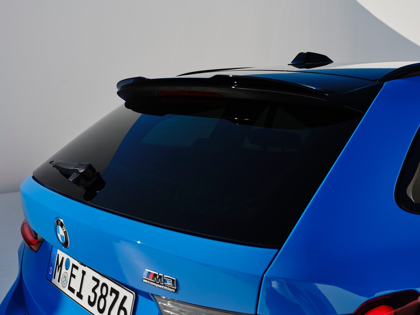 รูปภาพ บีเอ็มดับเบิลยู BMW M3 Competition M xDrive Touring Ceramic Brake ปี 2025