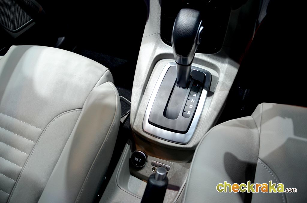 รูปภาพ ฟอร์ด Ford Fiesta 4Dr 1.0 Titanium EcoBoost ปี 2013