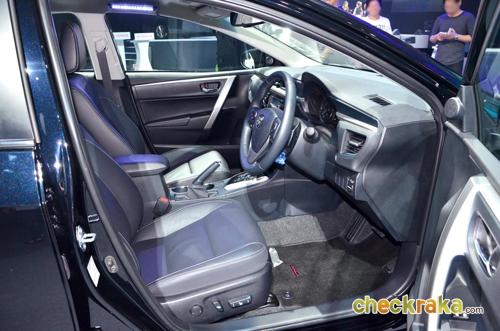 รูปภาพ โตโยต้า Toyota Altis (Corolla) 1.8 V Navi A/T ปี 2016