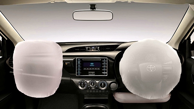 รูปภาพ โตโยต้า Toyota Revo Standard Cab 2.4J chassis ปี 2018