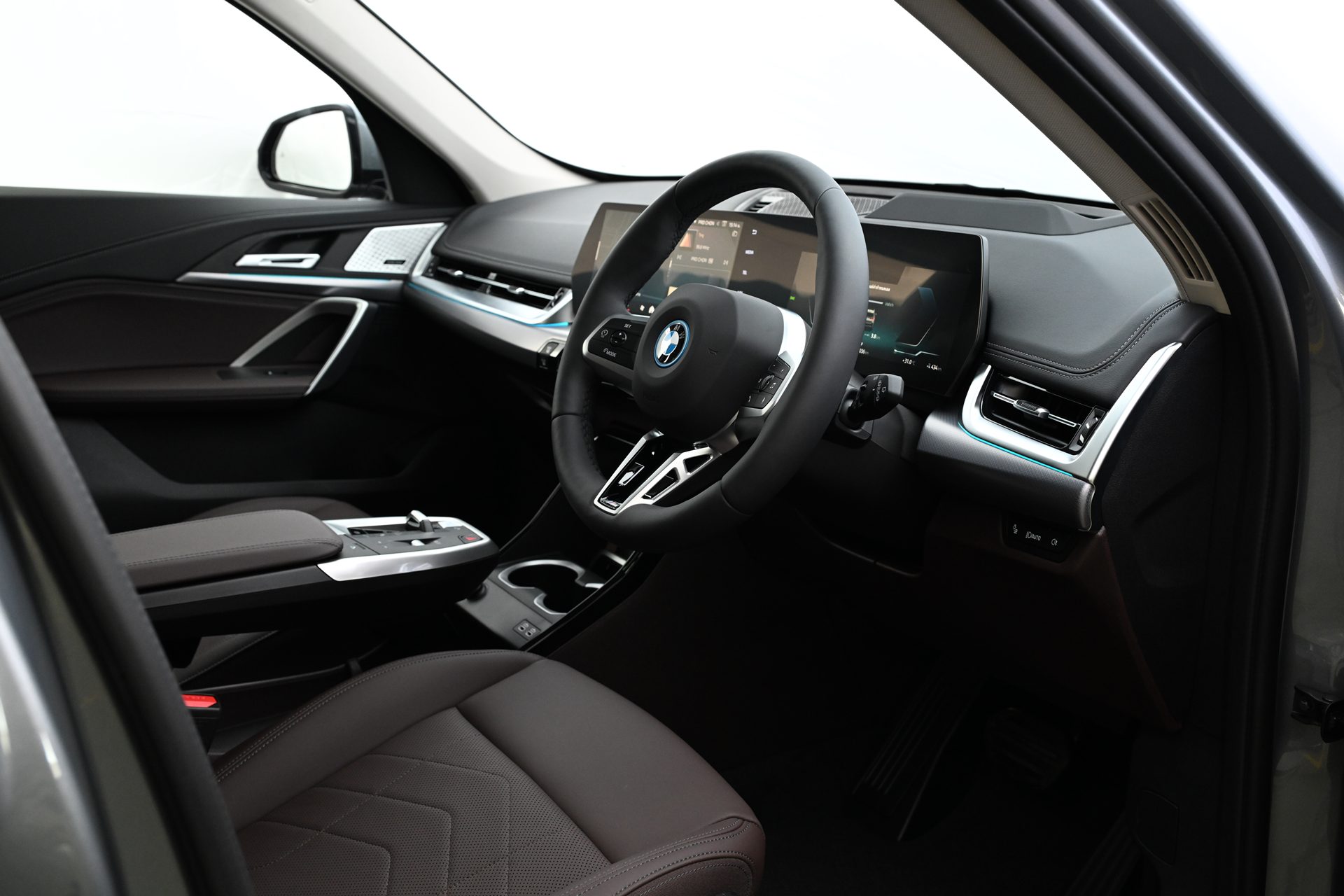 รูปภาพ บีเอ็มดับเบิลยู BMW i X1 eDrive20L M Sport ปี 2025