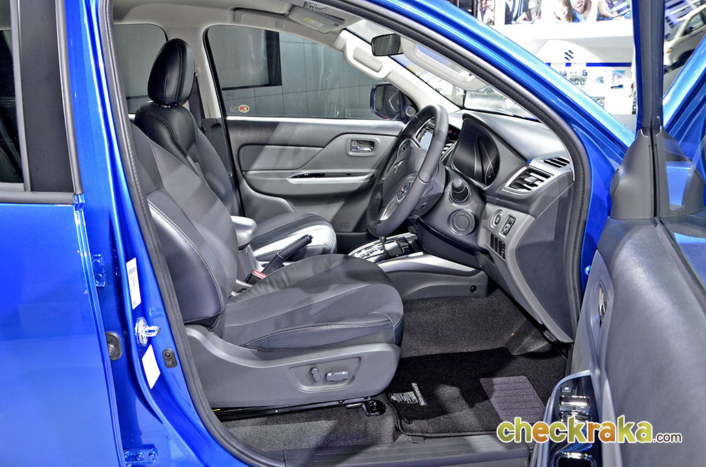 รูปภาพ มิตซูบิชิ Mitsubishi Triton Plus Double Cab 2.4 MIVEC Limited Edition M/T ปี 2016