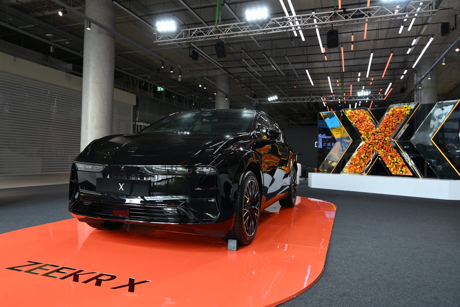 รูปภาพ ซีเคอร์ Zeekr X Standard ปี 2026