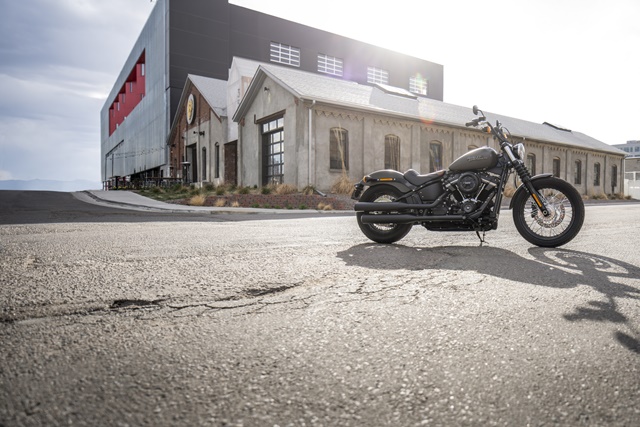 รูปภาพ ฮาร์ลีย์-เดวิดสัน Harley-Davidson Softail Street Bob ปี 2020