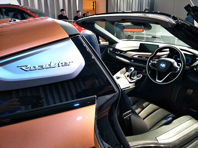 รูปภาพ บีเอ็มดับเบิลยู BMW i 8 Roadster ปี 2018