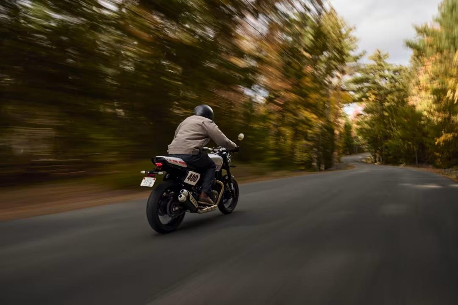 รูปภาพ ไทรอัมพ์ Triumph Tracker 400 ปี 2026
