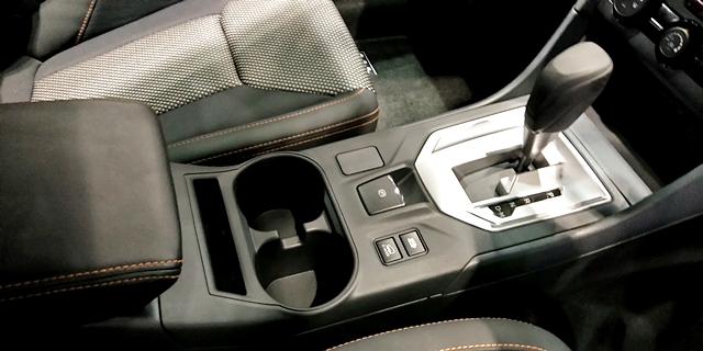 รูปภาพ ซูบารุ Subaru XV 2.0i MY2018 ปี 2017