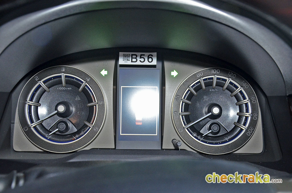 รูปภาพ โตโยต้า Toyota Innova Crysta 2.8 V A/T ปี 2016