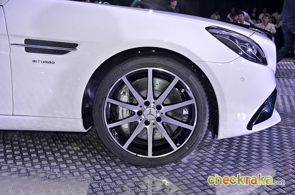 รูปภาพ เมอร์เซเดส-เบนซ์ Mercedes-benz AMG SLC 43 ปี 2016