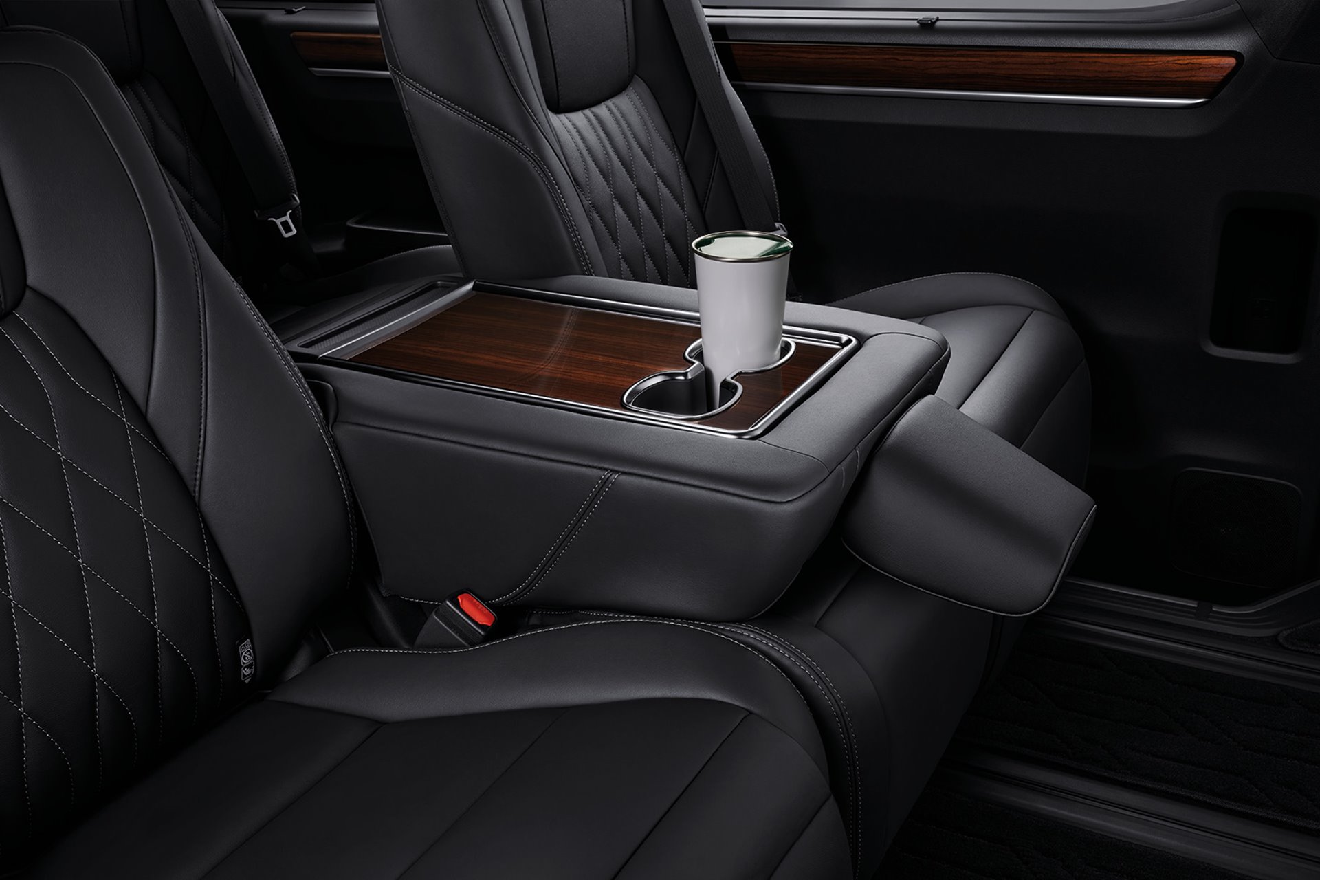 รูปภาพ โตโยต้า Toyota Majesty Grande ปี 2025