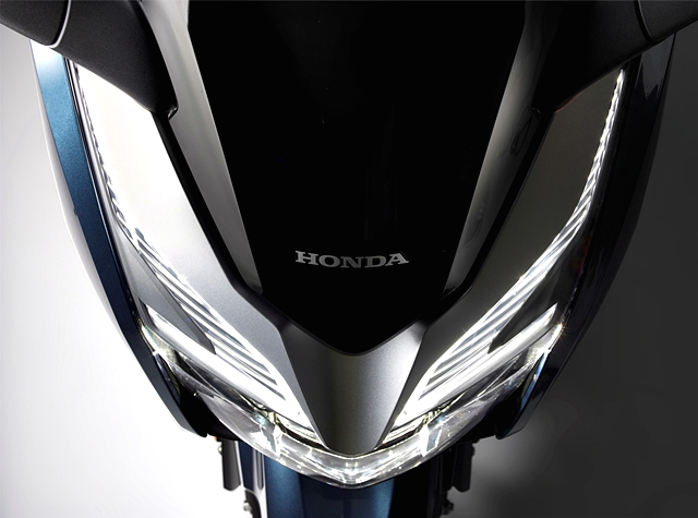 รูปภาพ ฮอนด้า Honda Forza 300 ปี 2019