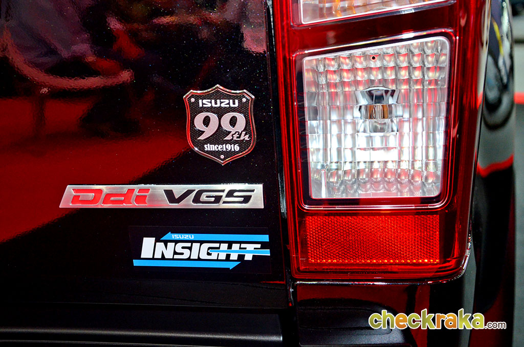 รูปภาพ อีซูซุ Isuzu D-MAX Hi-Lander 2-Door 2.5 Z VGS Turbo ฉลอง 99 ปี อีซูซุ ปี 2015