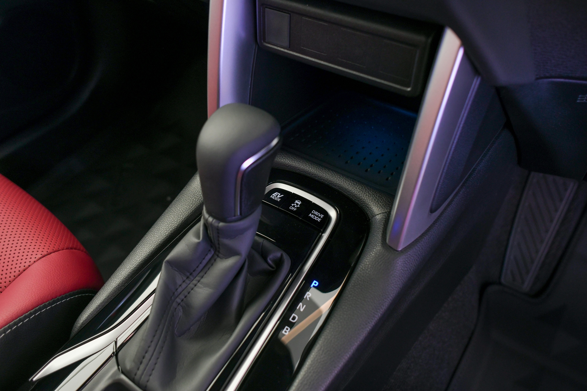 รูปภาพ โตโยต้า Toyota Corolla Cross HEV Premium ปี 2026