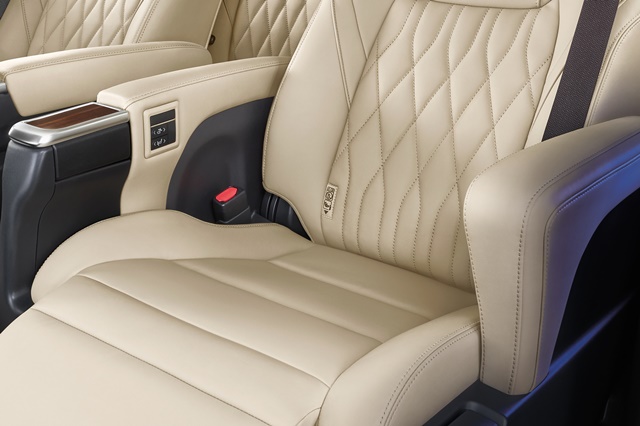 รูปภาพ โตโยต้า Toyota Majesty 2.8 Standard ปี 2019