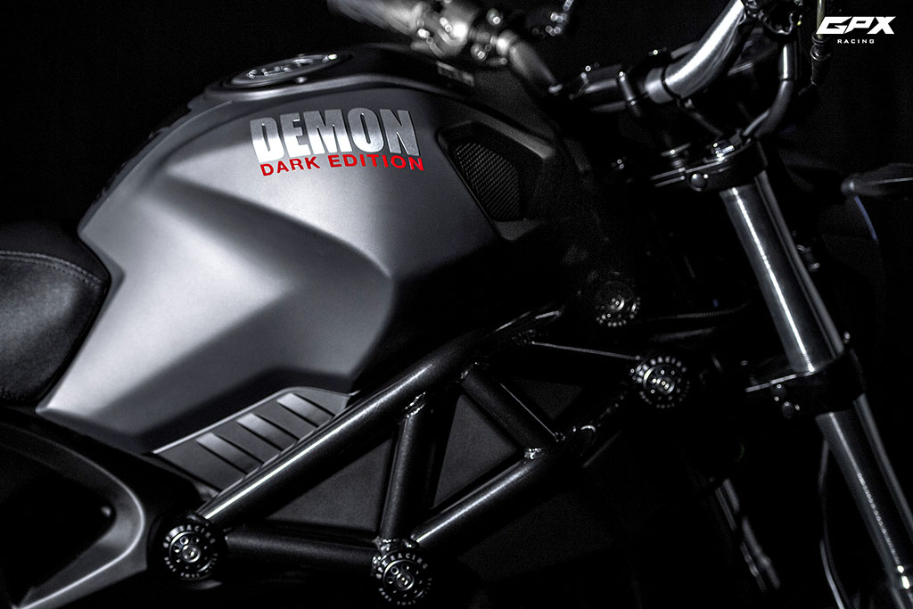 รูปภาพ จีพีเอ็กซ์ GPX Demon Dark Edition ปี 2016