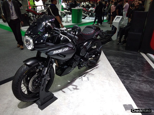 รูปภาพ จีพีเอ็กซ์ GPX Legend Gentleman Racer 200 ปี 2018