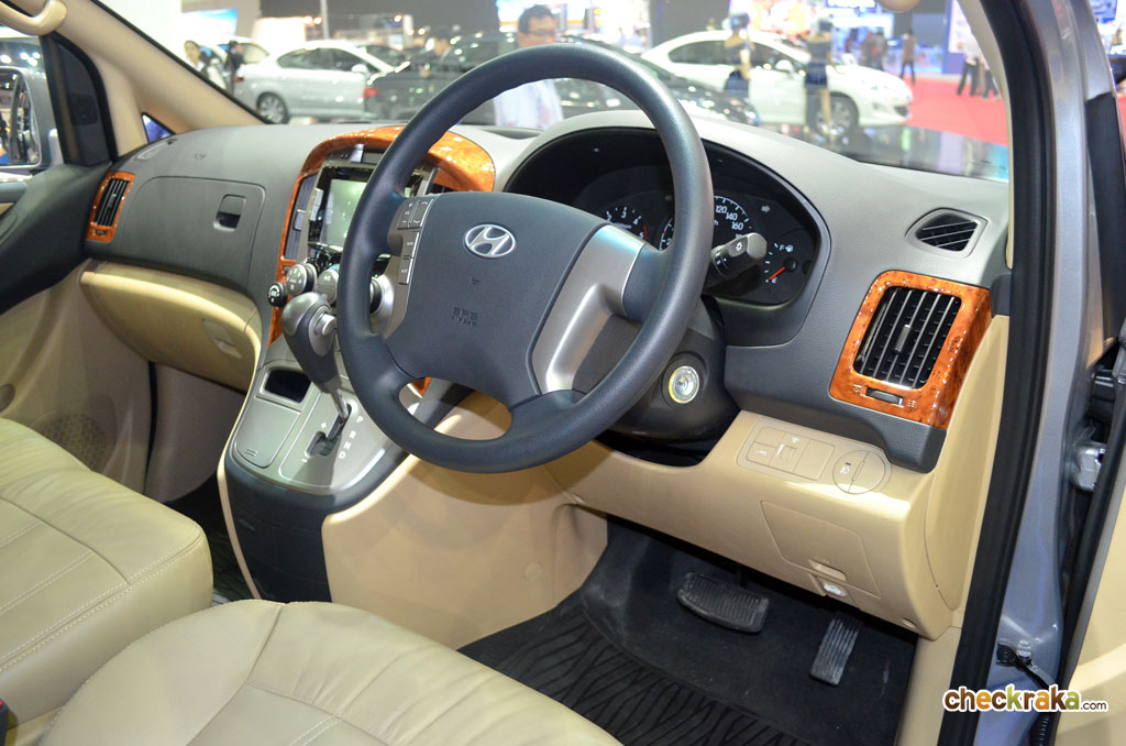 รูปภาพ ฮุนได Hyundai H1 Deluxe ปี 2013