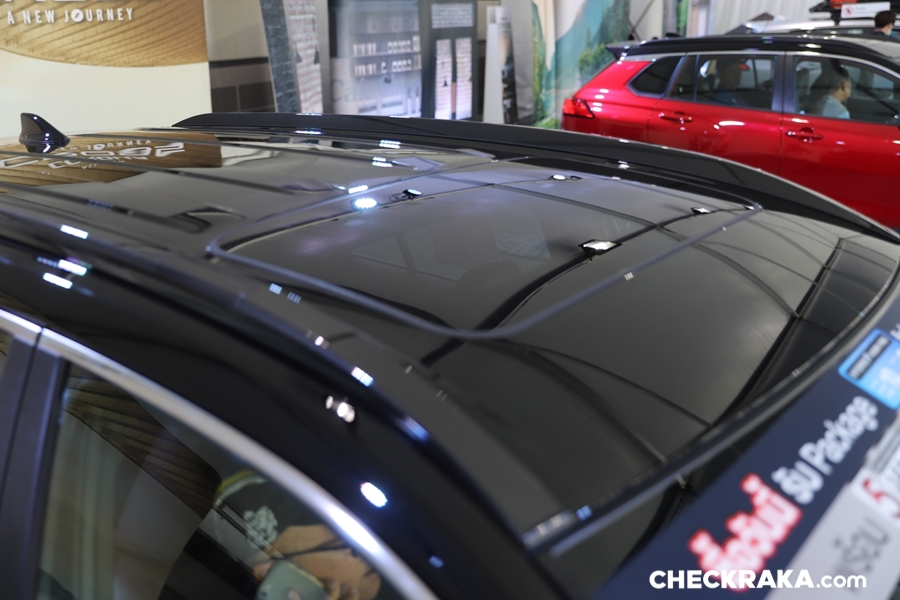 รูปภาพ โตโยต้า Toyota Corolla Cross HEV Premium Safety ปี 2020