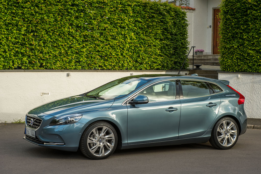 รูปภาพ วอลโว่ Volvo V40 T5 B ปี 2013