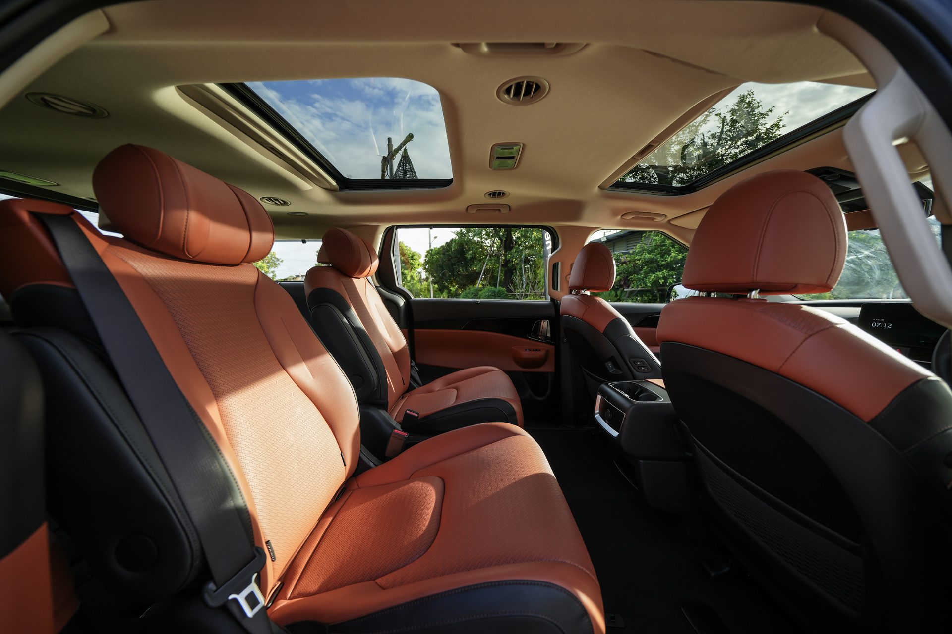 รูปภาพ เกีย KIA Carnival HEV 7-seat Luxury ปี 2025