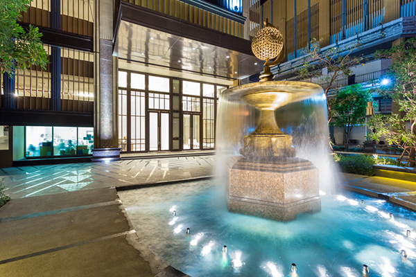 รูปภาพ อีควิน๊อกซ์ พหล-วิภา (Equinox Phahol - Vibha)