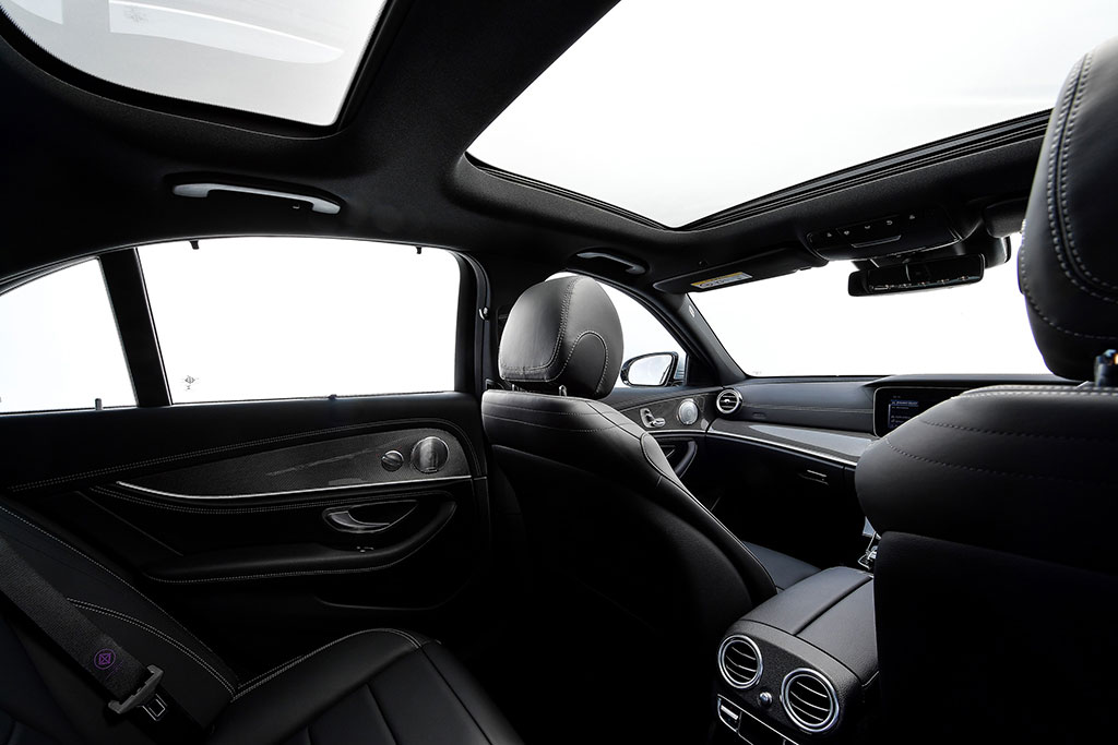 รูปภาพ เมอร์เซเดส-เบนซ์ Mercedes-benz E-Class E 220 D AMG Dynamic ปี 2017