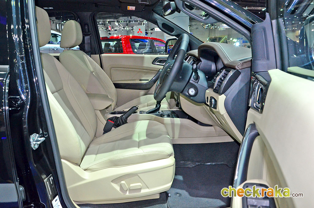 รูปภาพ ฟอร์ด Ford Everest 2.2L Titanium+ 4x2 AT ปี 2017