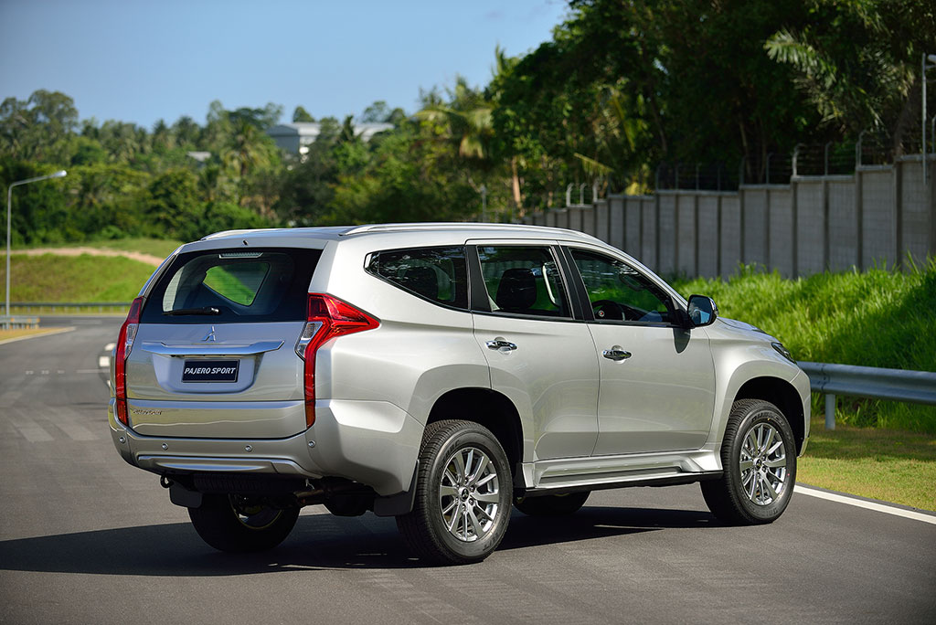 รูปภาพ มิตซูบิชิ Mitsubishi Pajero Sport 2WD GT ปี 2017