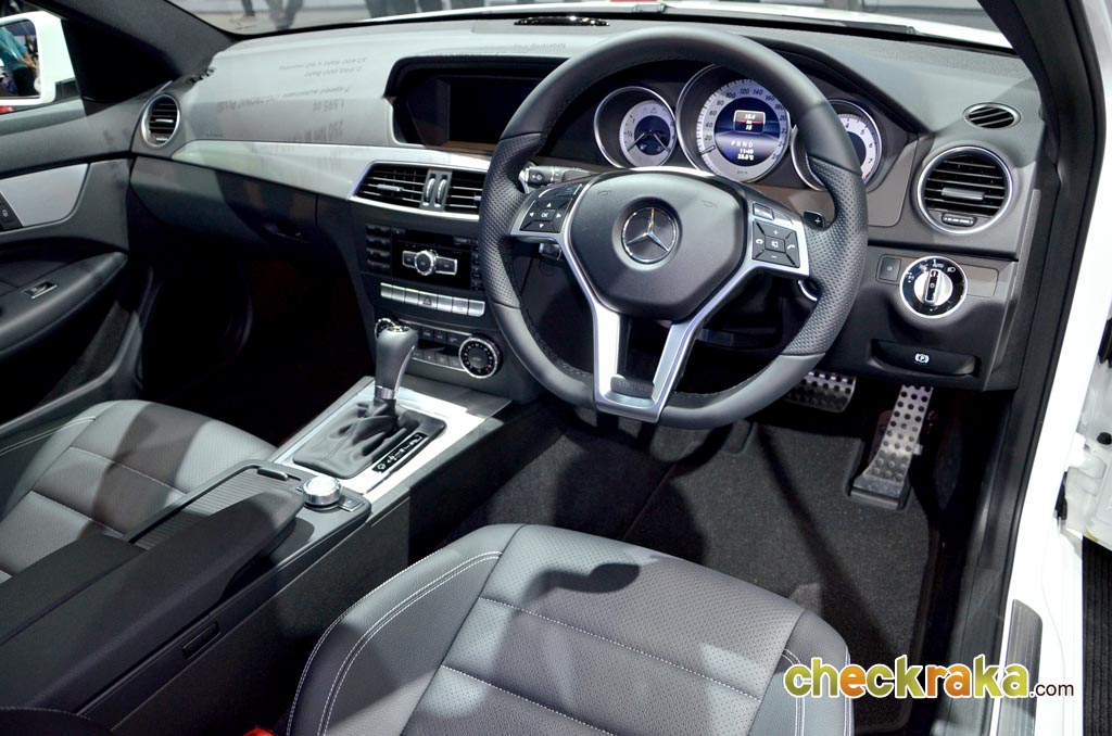รูปภาพ เมอร์เซเดส-เบนซ์ Mercedes-benz C-Class C180 Coupe AMG Plus ปี 2012