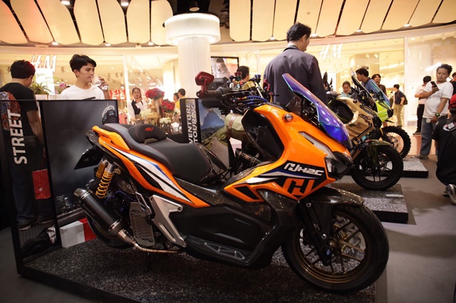รูปภาพ ฮอนด้า Honda ADV150 ABS ปี 2019