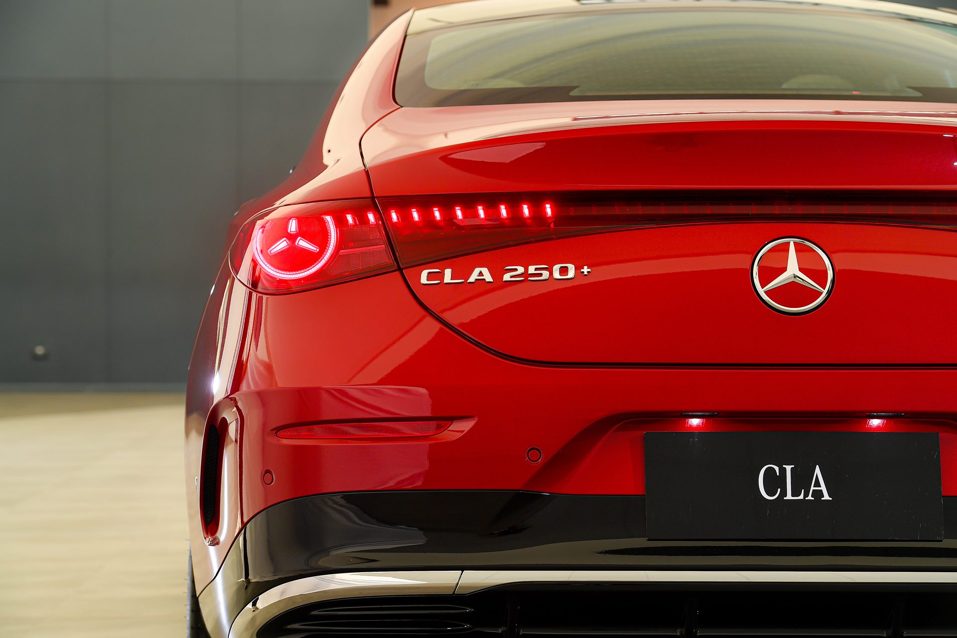 รูปภาพ เมอร์เซเดส-เบนซ์ Mercedes-benz CLA-Class CLA 250+ with EQ Technology ปี 2025
