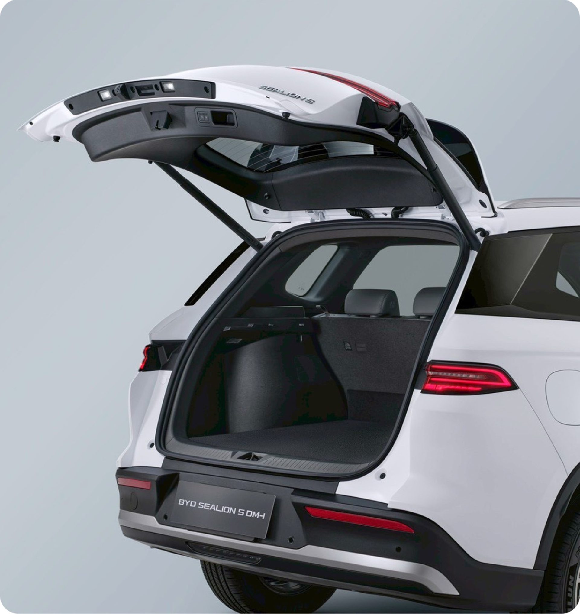 รูปภาพ บีวายดี BYD-Sealion 5 DM-i Premium-ปี 2026