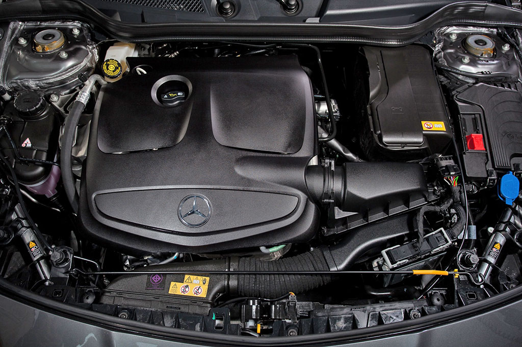 รูปภาพ เมอร์เซเดส-เบนซ์ Mercedes-benz CLA-Class CLA 200 Urban ปี 2015