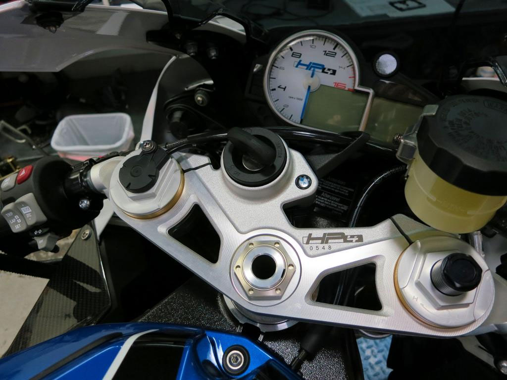 รูปภาพ บีเอ็มดับเบิลยู BMW HP 4 ปี 2013