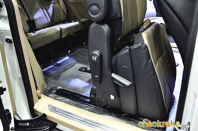 รูปภาพ เกีย KIA Grand Carnival Limousine (SXL) ปี 2017