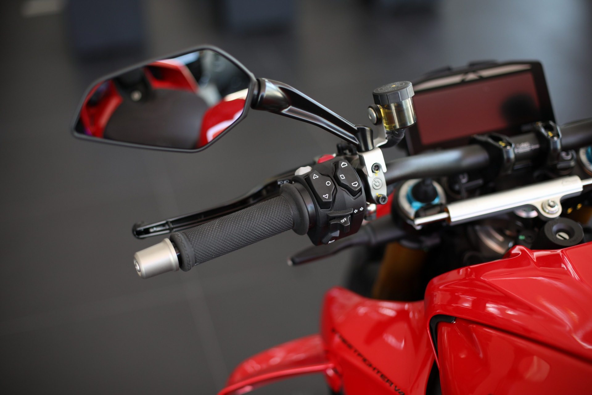 รูปภาพ ดูคาติ Ducati Streetfighter V4S ปี 2025