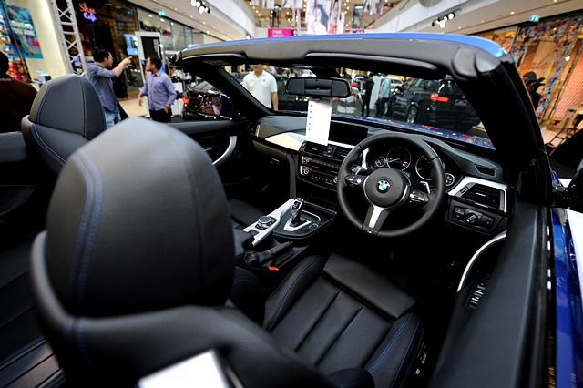 รูปภาพ บีเอ็มดับเบิลยู BMW Series 4 430i Convertible M Sport ปี 2017