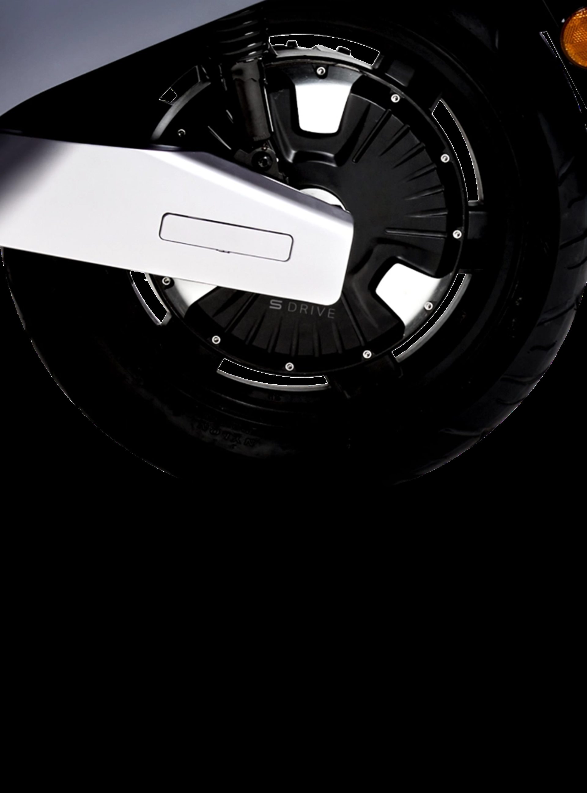 รูปภาพ สลีค SLEEK-TYPE-X (Standard)-ปี 2024