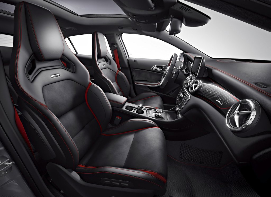 รูปภาพ เมอร์เซเดส-เบนซ์ Mercedes-benz GLA-Class GLA 45 AMG 4Matic ปี 2016