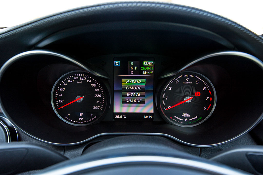 รูปภาพ เมอร์เซเดส-เบนซ์ Mercedes-benz C-Class C 350 e AMG Dynamic ปี 2016