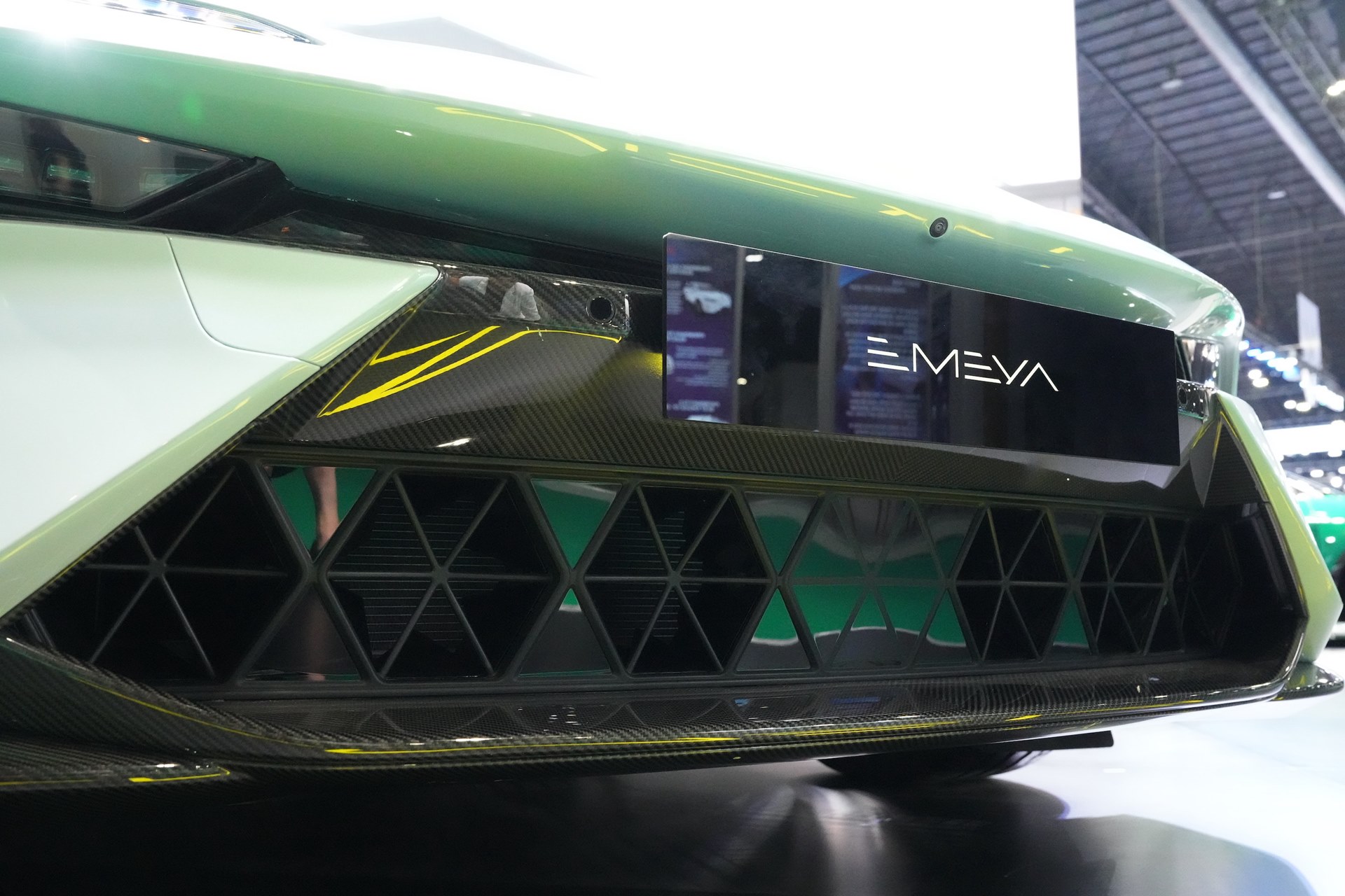 รูปภาพ โลตัส Lotus Emeya 600 ปี 2026