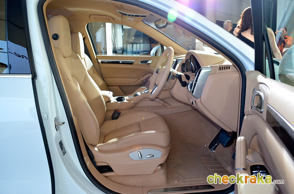 รูปภาพ ปอร์เช่ Porsche Cayenne Turbo S E-Hybrid ปี 2014