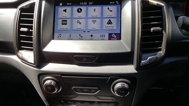 รูปภาพ ฟอร์ด Ford Ranger Double Cab 4x4 3.2L Wildtrak 4x4 6AT ปี 2017