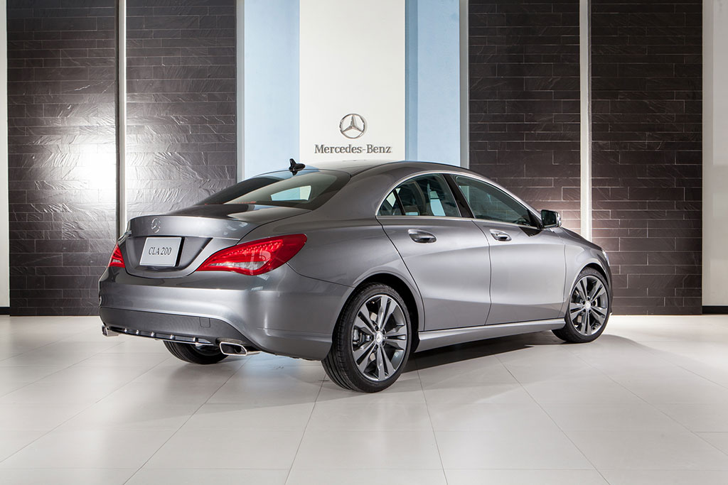 รูปภาพ เมอร์เซเดส-เบนซ์ Mercedes-benz CLA-Class CLA 200 Urban ปี 2015