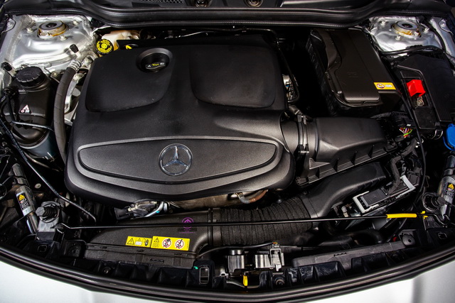 รูปภาพ เมอร์เซเดส-เบนซ์ Mercedes-benz CLA-Class CLA 250 Shooting Brake AMG Sport ปี 2015