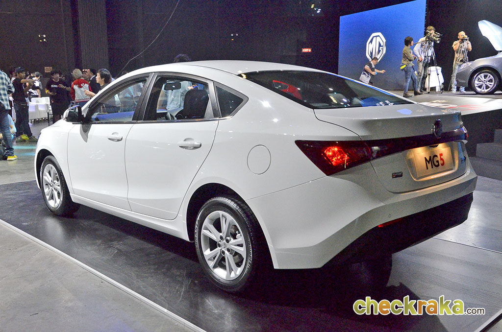 รูปภาพ เอ็มจี MG 5 1.5 X Sunroof ปี 2015