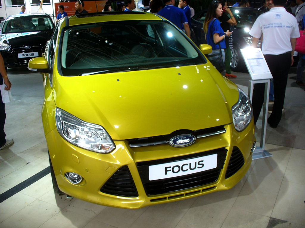 รูปภาพ ฟอร์ด Ford Focus 5Dr 2.0L Ti-VCT GDi Sport+ PowerShift AT ปี 2012