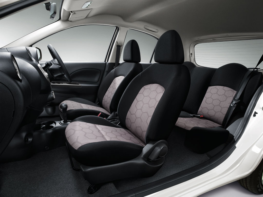 รูปภาพ นิสสัน Nissan March EL Sports Version ปี 2012