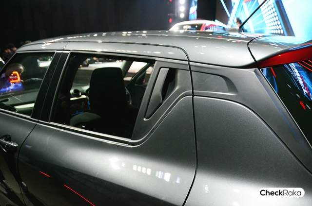 รูปภาพ ซูซูกิ Suzuki Swift GLX-Navi CVT MY18 ปี 2018