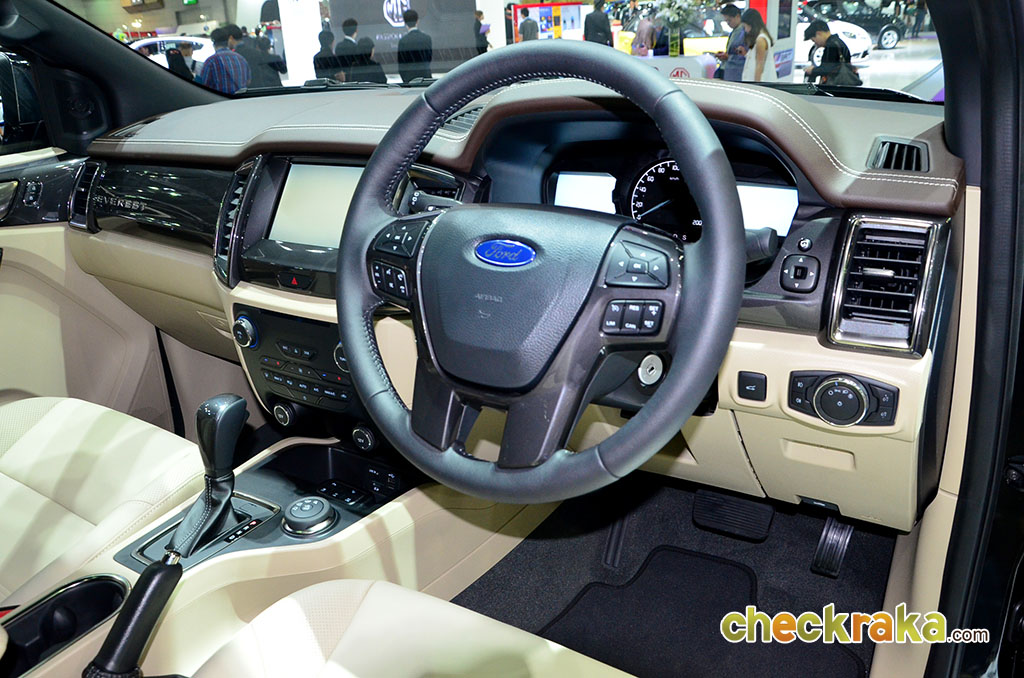 รูปภาพ ฟอร์ด Ford Everest 2.2L Titanium+ 4x2 AT ปี 2017